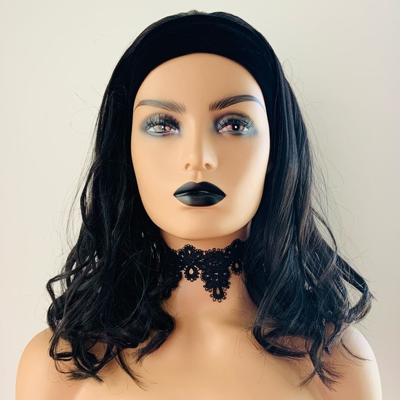 Very Pretty “Put On & Go” Black Premium Fiber Headband Wig - Very Versatile - Picture 7 of 10